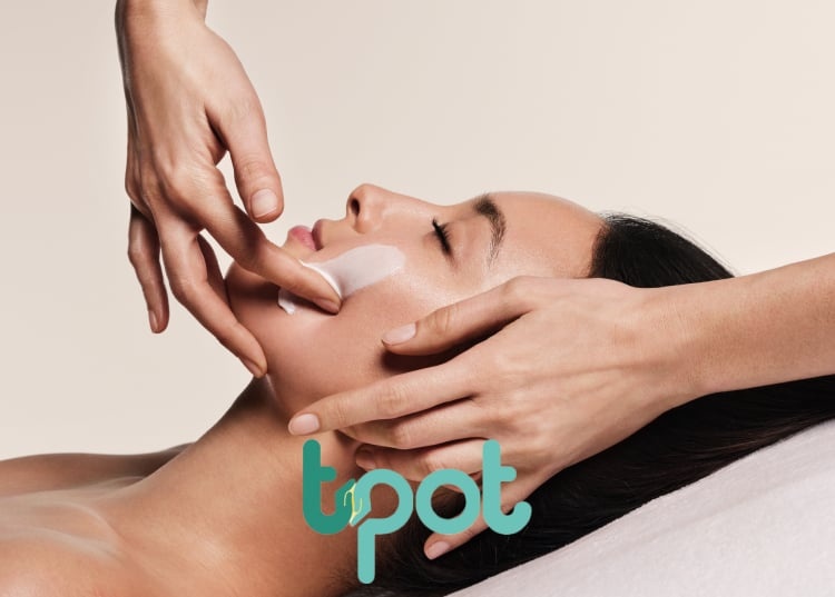 The Power of Touch Ultra Relaxing Facial